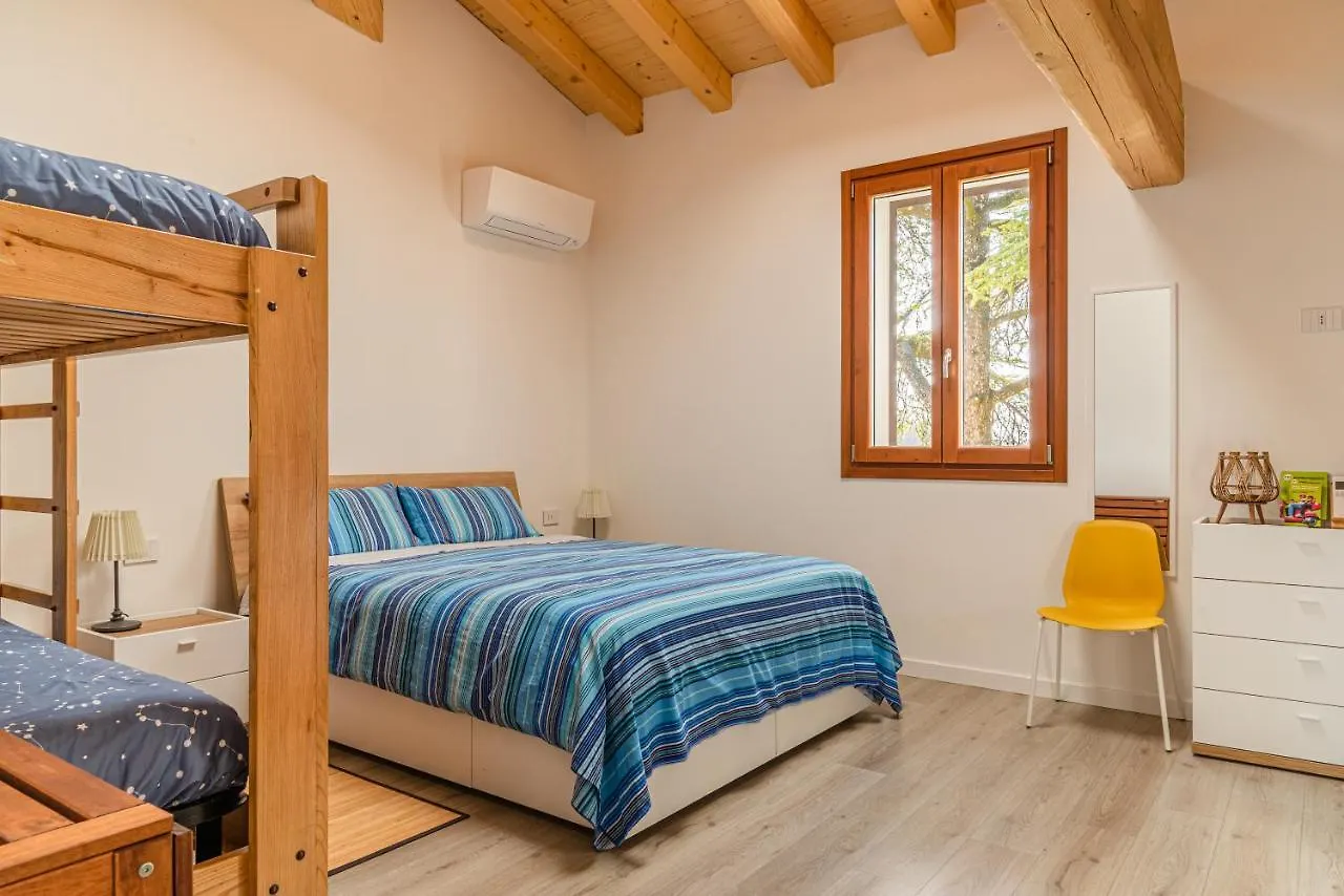 Bed and Breakfast Relais Des Roches Sona Bed & Breakfast